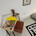 West Station Gallery - Free Parking, Cozy Home, Perfect For Families Apartment Budapest