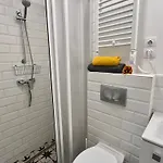 West Station Gallery - Free Parking, Cozy Home, Perfect For Families Apartment