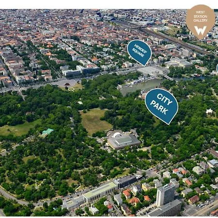 West Station Gallery - Free Parking, Cozy Home, Perfect For Families Apartament