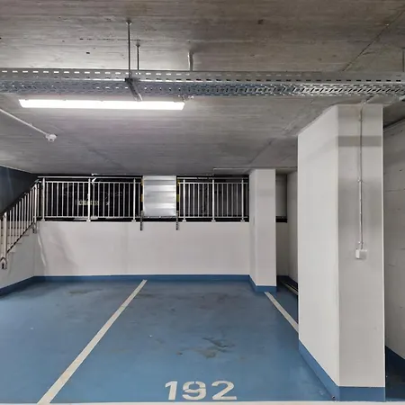 Apartment West Station Gallery - Free Parking, Cozy Home, Perfect For Families *