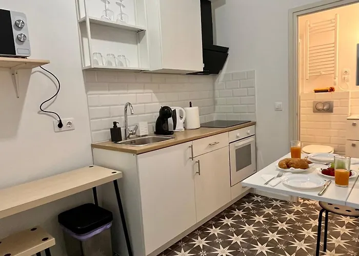 West Station Gallery - Free Parking, Cozy Home, Perfect For Families * Budapest
