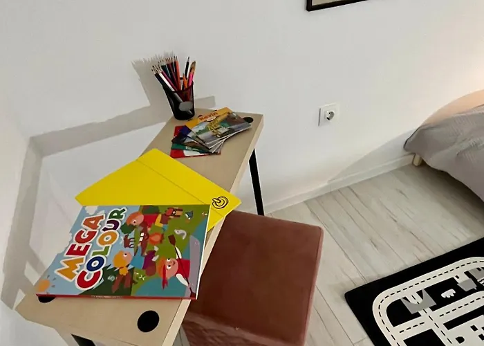 West Station Gallery - Free Parking, Cozy Home, Perfect For Families 아파트 부다페스트