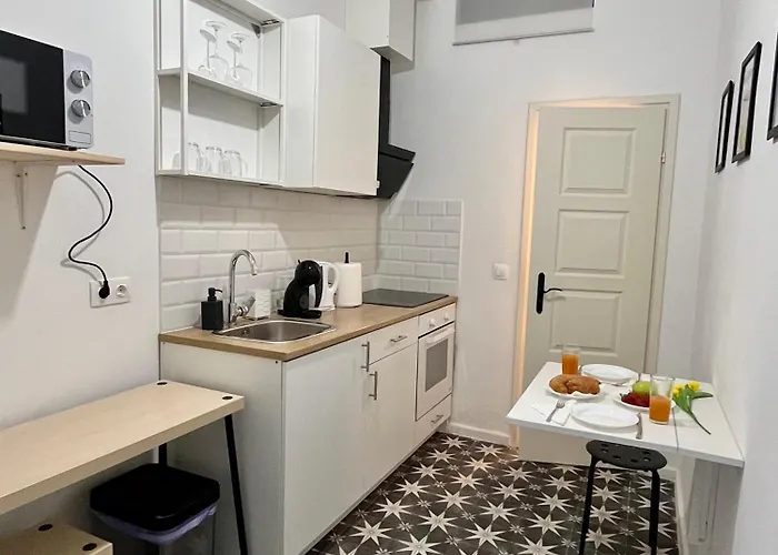 아파트 West Station Gallery - Free Parking, Cozy Home, Perfect For Families